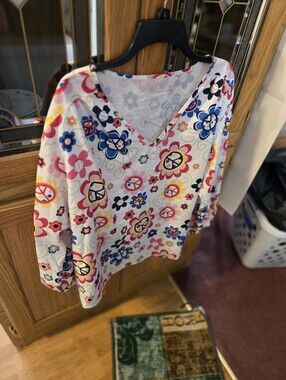 Women’s White Floral V-Neck  Top - Multicolor Print